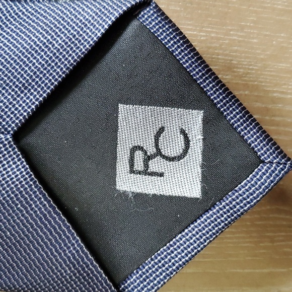 RC silk necktie - Picture 5 of 7